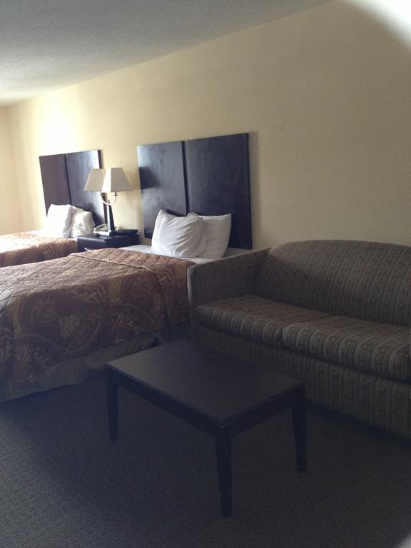 Jameson Inn & Suites Riverdale Pokoj fotografie