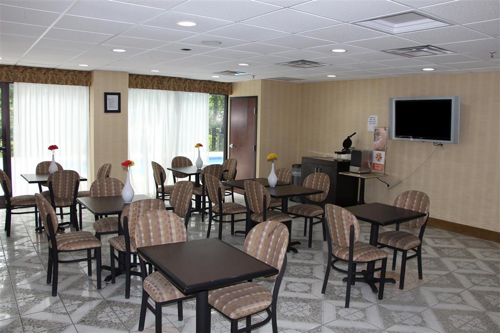 Jameson Inn & Suites Riverdale Restaurace fotografie